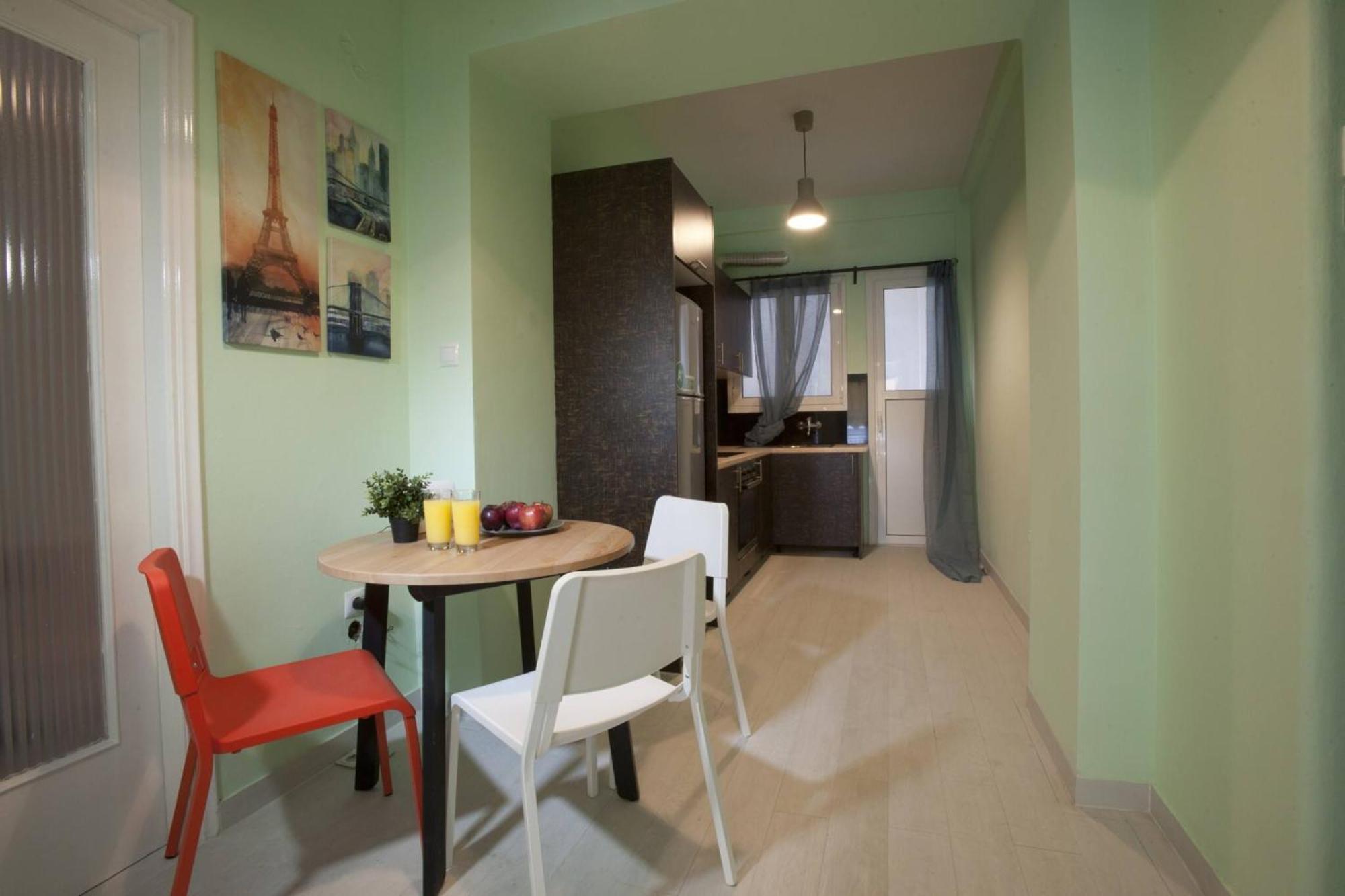 Patision, A Modern & Comfortable Apartment Athena Bagian luar foto